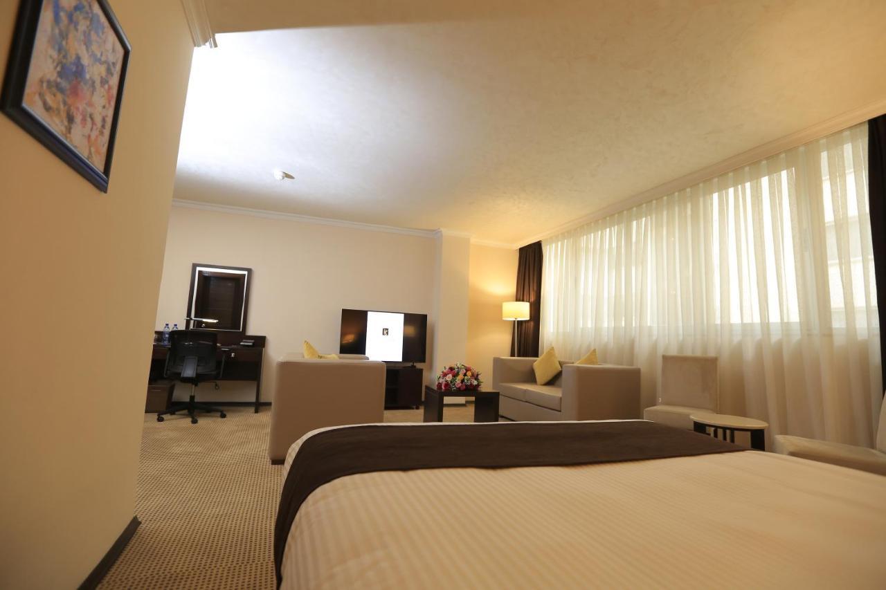 Cassiopeia Hotel アジス・アベバ エクステリア 写真