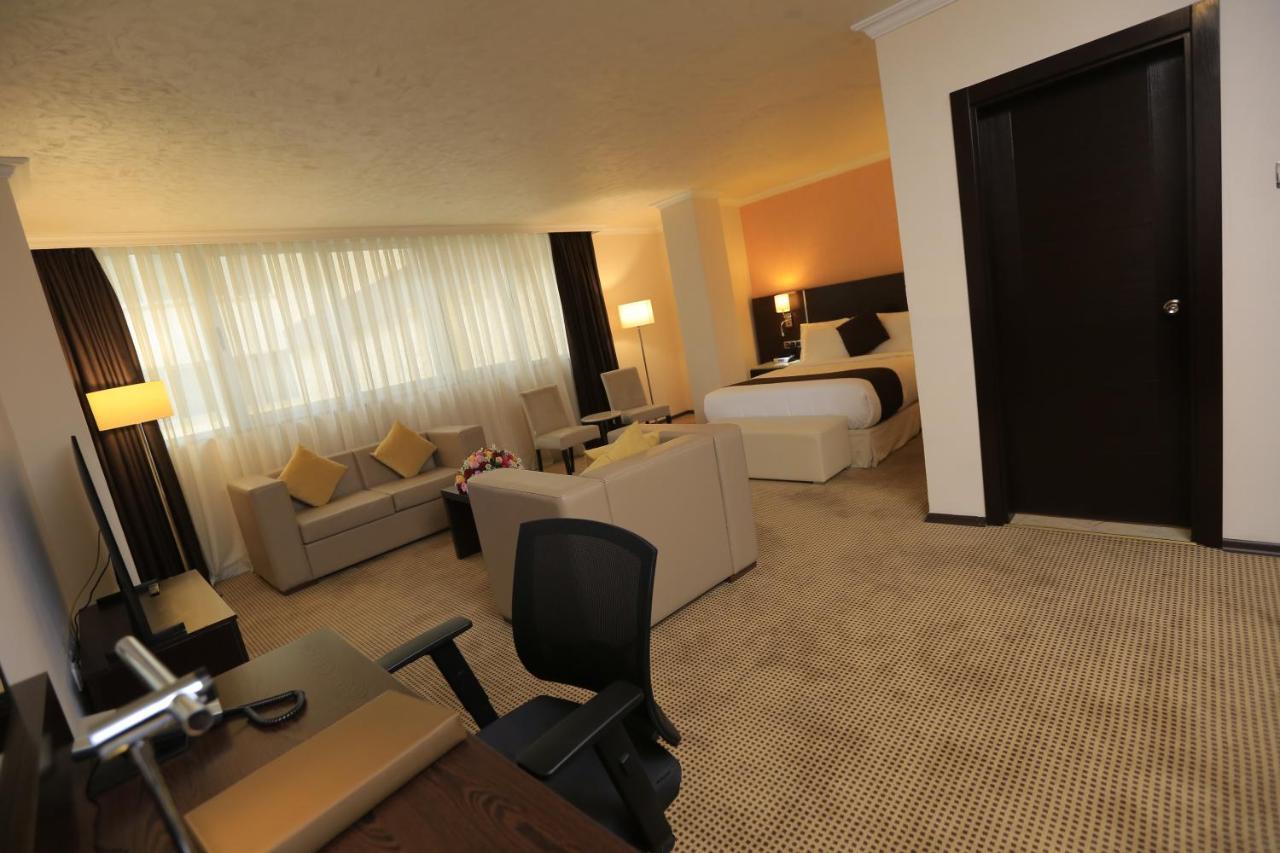 Cassiopeia Hotel アジス・アベバ エクステリア 写真